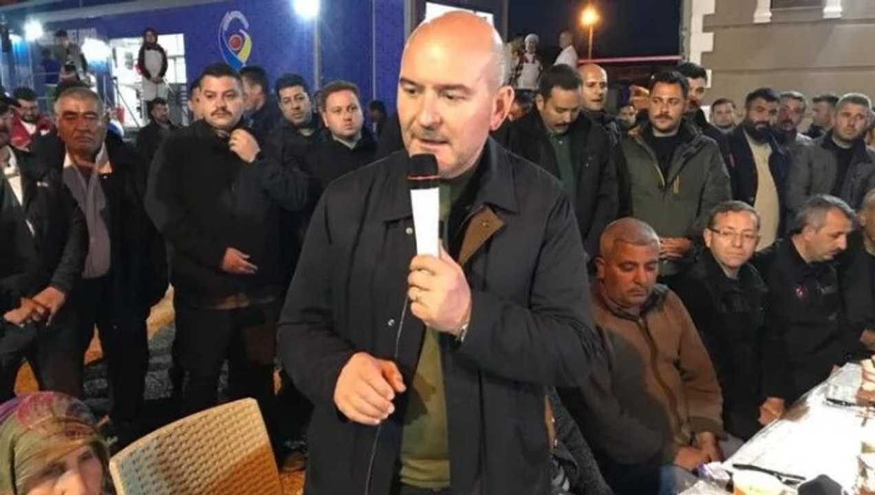 Bakan Soylu, Hatay’ın Hassa ilçesinde depremzedelerle iftarda buluştu