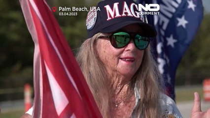 شاهد: أنصار ترامب يودّعونه قبيل سفره إلى نيويورك للمحاكمة