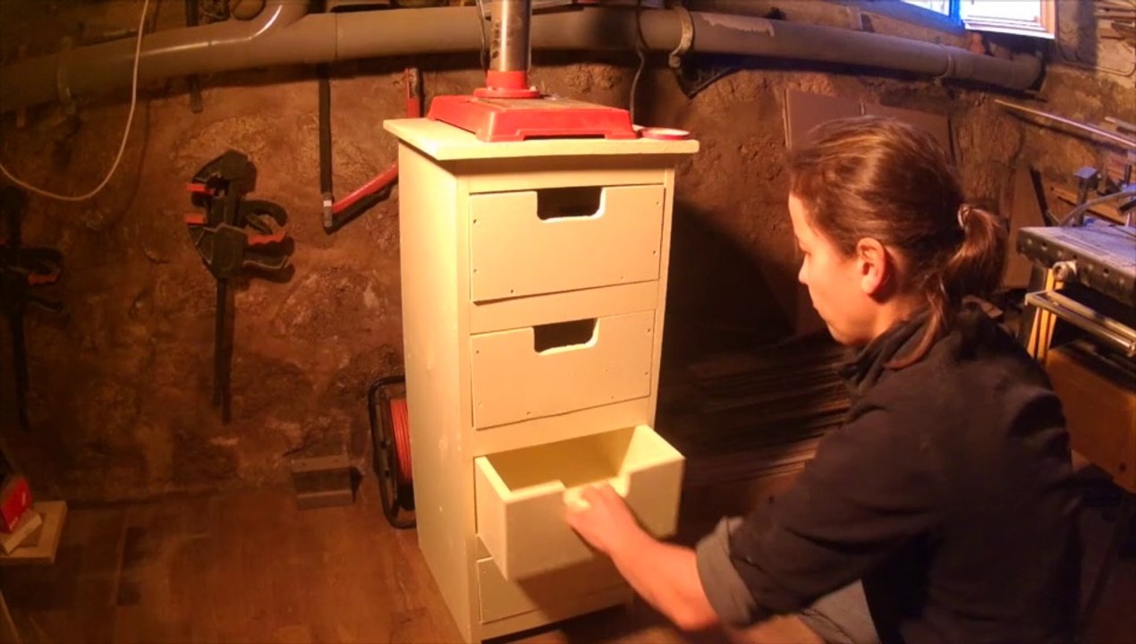 Comment faire un meuble pour perceuse à colonne