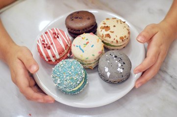 Macaron vs. Macaroon: What’s the Difference?