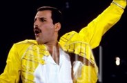 Salen a la venta los pantalones cortos de cuero de Freddie Mercury