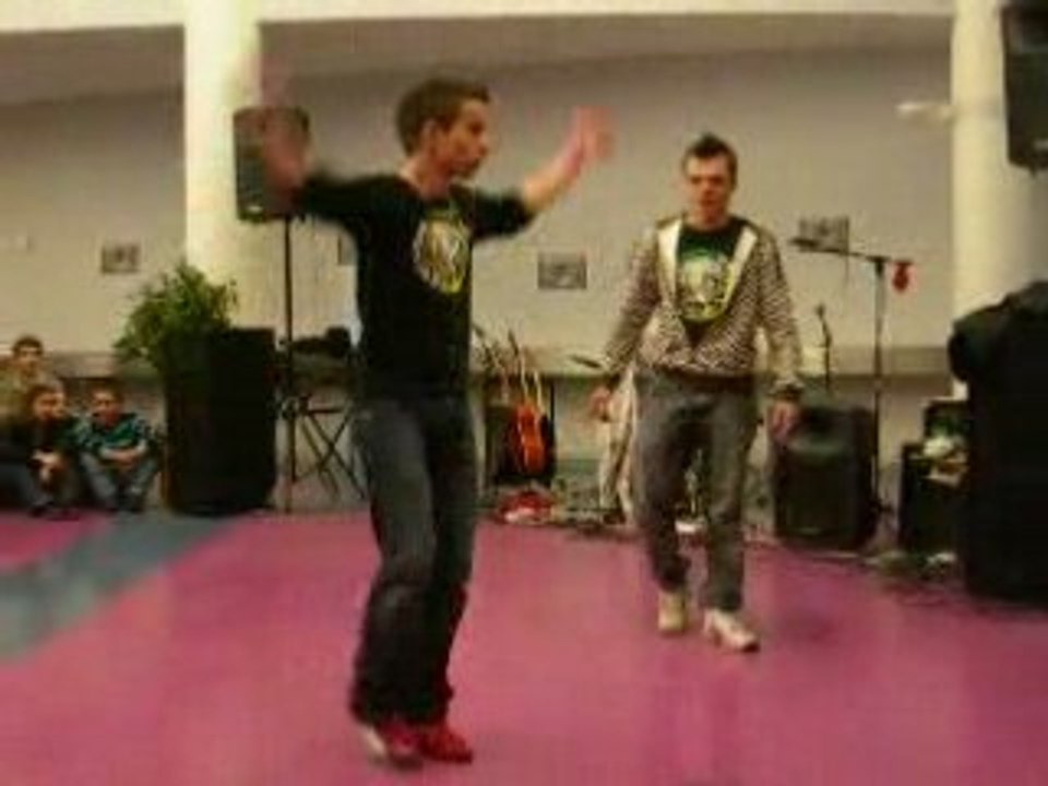 Jump2