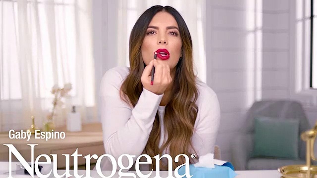 Neutrogena Makeup Remover Cleansing Face Wipes, Daily Cleansing Facial Towelettes to Remove Waterproof Makeup and Mascara, Alcohol-Free, Value Twin Pack, 25 Count, 2 Pack  Beauty & Personal Care