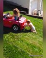Funniest Siblings and Baby Playing Fails (2)