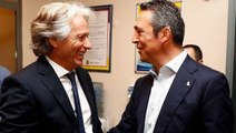 Ali Koç, Jorge Jesus ile sezon sonuna kadar yolları ayırmayı düşünmüyor