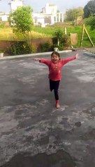 Trishu copying her sister Akshu in running -dm