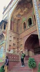 Lahore Lahore Ay: Heartfelt Urdu Poetry ❤️