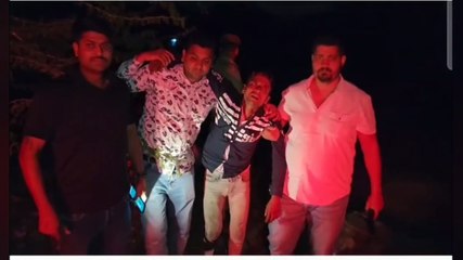 Police Encounter: लालकुर्ती में पुलिस मुठभेड़ में कुख्यात लुटेरे के पैर में लगी गोली, देखें वीडियो
