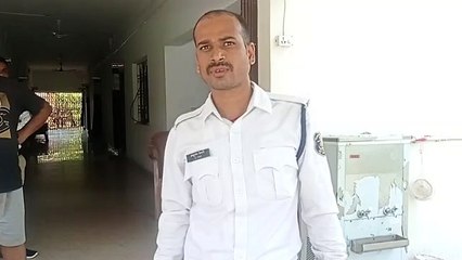 ऑनड्यूटी ट्रैफिक पुलिस पर युवक ने रॉड से किया हमला, जानिए क्या है पूरा मामला