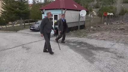 Huzuru yabani meyve ağaçlarını aşılayarak buluyorlar