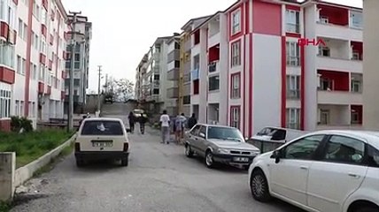 Gabonlu kızın, çıplak ayak sokakta koşarken son görüntüleri ortaya çıktı