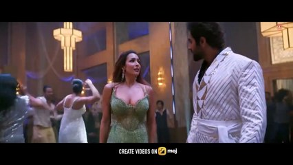 Aap Jaisa Koi (Video) An Action Hero - Ayushmann Khurrana -  Malaika Item Song #ayushmankhurana