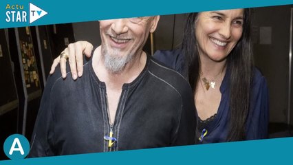 Florent Pagny, cette "double vie" qu'il mène avec le soutien de sa femme : "Sans elle, je n'aurais p