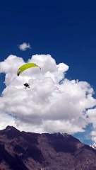 paramotor flying on cold desert skardu gb