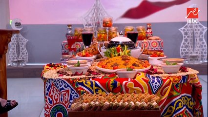 منيو اليوم الـ13 من رمضان.. سفرة معمولة بمزاج فيها كبسة لحمة مع صوص الدقوس وشوربة طماطم والحلو قطايف بالياميش وأم علي وسموذي الكركديه