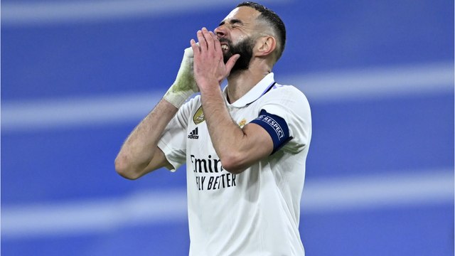 VOICI - Karim Benzema : cette adorable photo avec ses enfants fait fondre les internautes