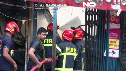 Großbrand in Bangladesch: Kleidermarkt brennt vollständig ab