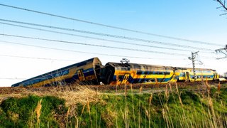 Al menos un muerto y decenas de heridos en trágico accidente de tren en Países Bajos