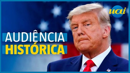 Donald Trump se apresenta à justiça para audiência histórica