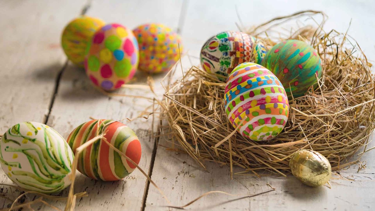Eier ausblasen leicht gemacht: Tipps und Tricks für die selbst gemachte Osterdeko
