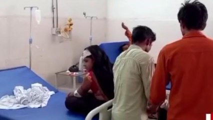 कासगंज: आमने-सामने से बाइकों में भिडंत, दम्पति घायल