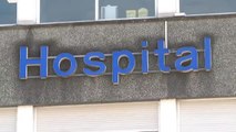 La suciedad vuelve a apoderarse del Hospital Donostia en San Sebastián
