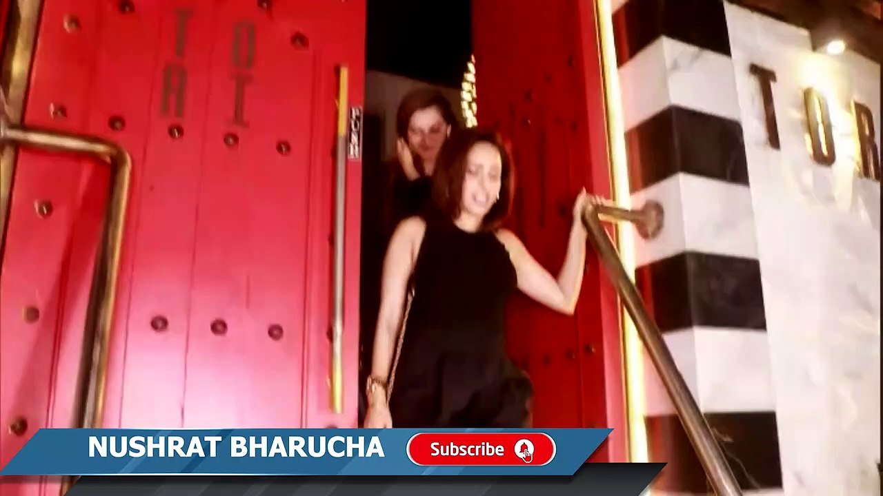 Nushrat Bharucha and Shivaleeka Oberoi Spotted at Restaurant in Bnadra