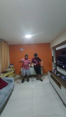 Luis Henrique e Vovô Valdivino Dançando Happy Gardens