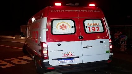 Motociclista fica ferida em acidente no Guarujá