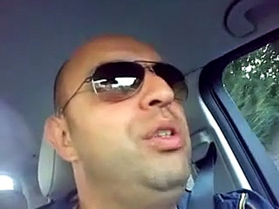 Serdar Somuncu: Der Hassprediger liest Bild | movie | 2009 | Official Trailer