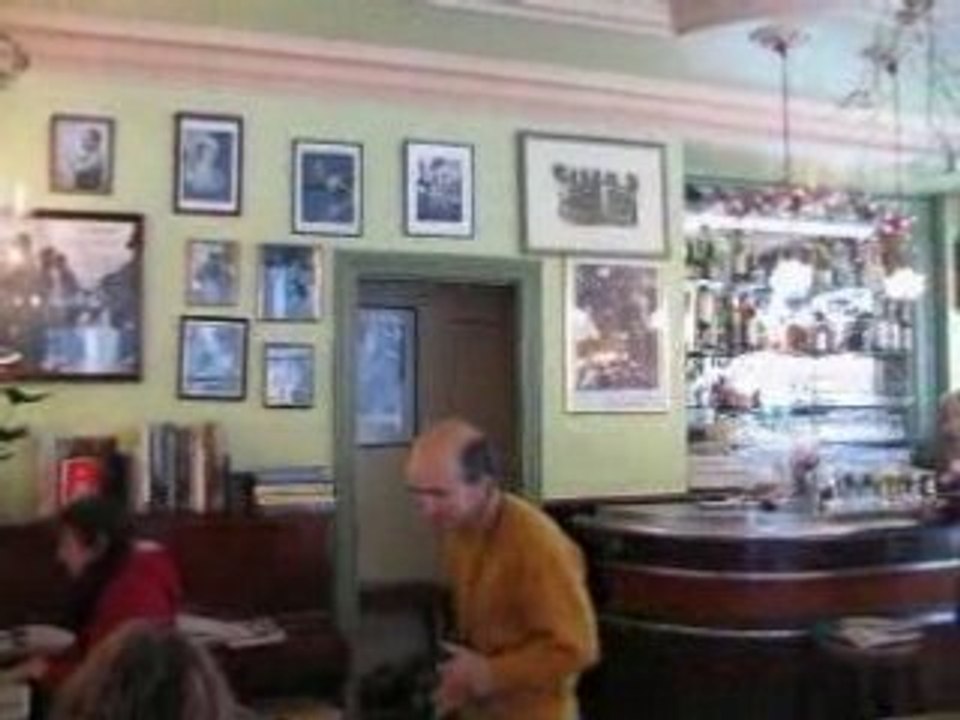 Petit Paris bar/restau Mont Dore  1
