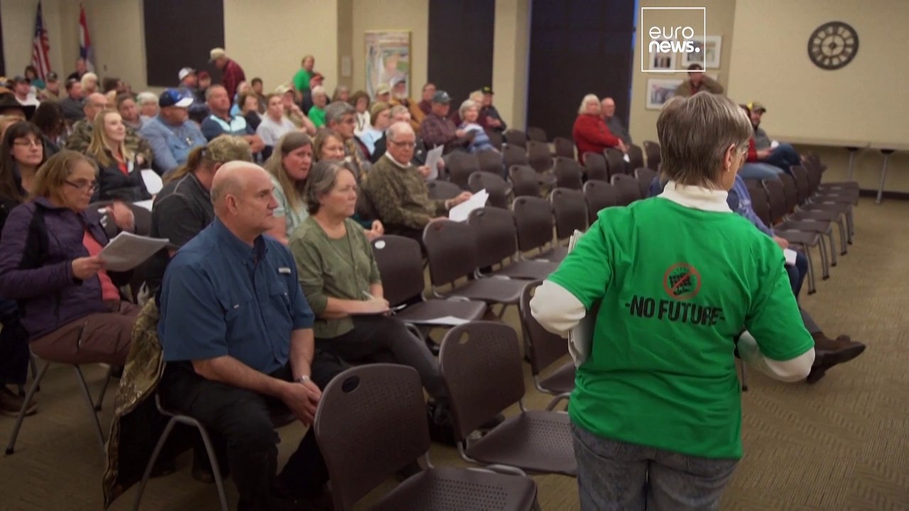 Clean energy or crops? Solar panel projects divide families in the US