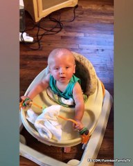 Cute Babies React To Parents Singing