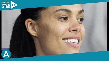 Tina Kunakey au match PSG-OL avec Robin, son père très beau gosse de 60 ans