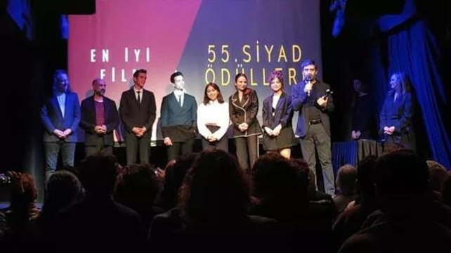 SİYAD 55. Türk Sineması Ödülleri sahiplerini buldu! Kurak Günler ekibi 6 ödül birden aldı