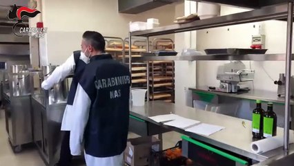 Escrementi e blatte, controlli Nas in mense ospedali -Video