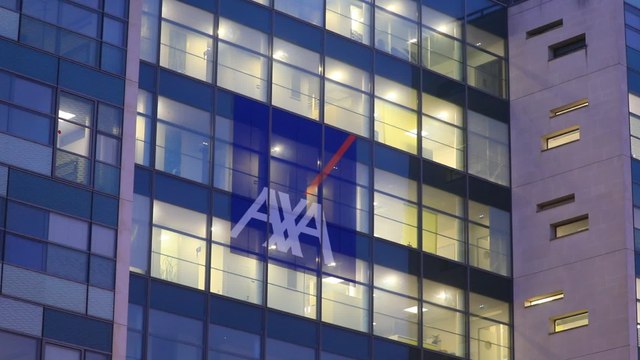 Crédit immobilier : Axa Banque décide de ne plus en proposer à ses clients (pour l'instant)