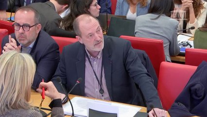 Pour Roger Vicot (PS), certaines vidéos "attestent de comportements déviants de la police nationale"