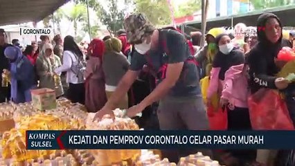 下载视频: Kejati Dan Pemprov Gorontalo Gelar Pasar Murah Warga Berdesakan Membeli Minyak Goreng