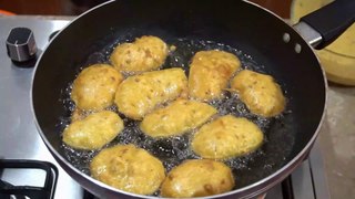 Most Crispy Aloo Pakora Recipe | Best Ramzan Special Aloo Pakora Recipe