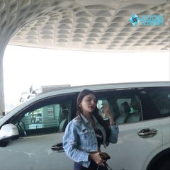 Sherlyn Chopra ने क्या Rakhi Sawant को मारा टोंट? कपड़े निकाल कैमरामैन के साथ दिखाई अपनी Body