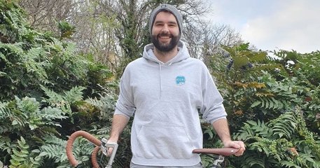 À 35 ans, il démissionne pour réaliser son rêve, sa mère le prend pour un fou