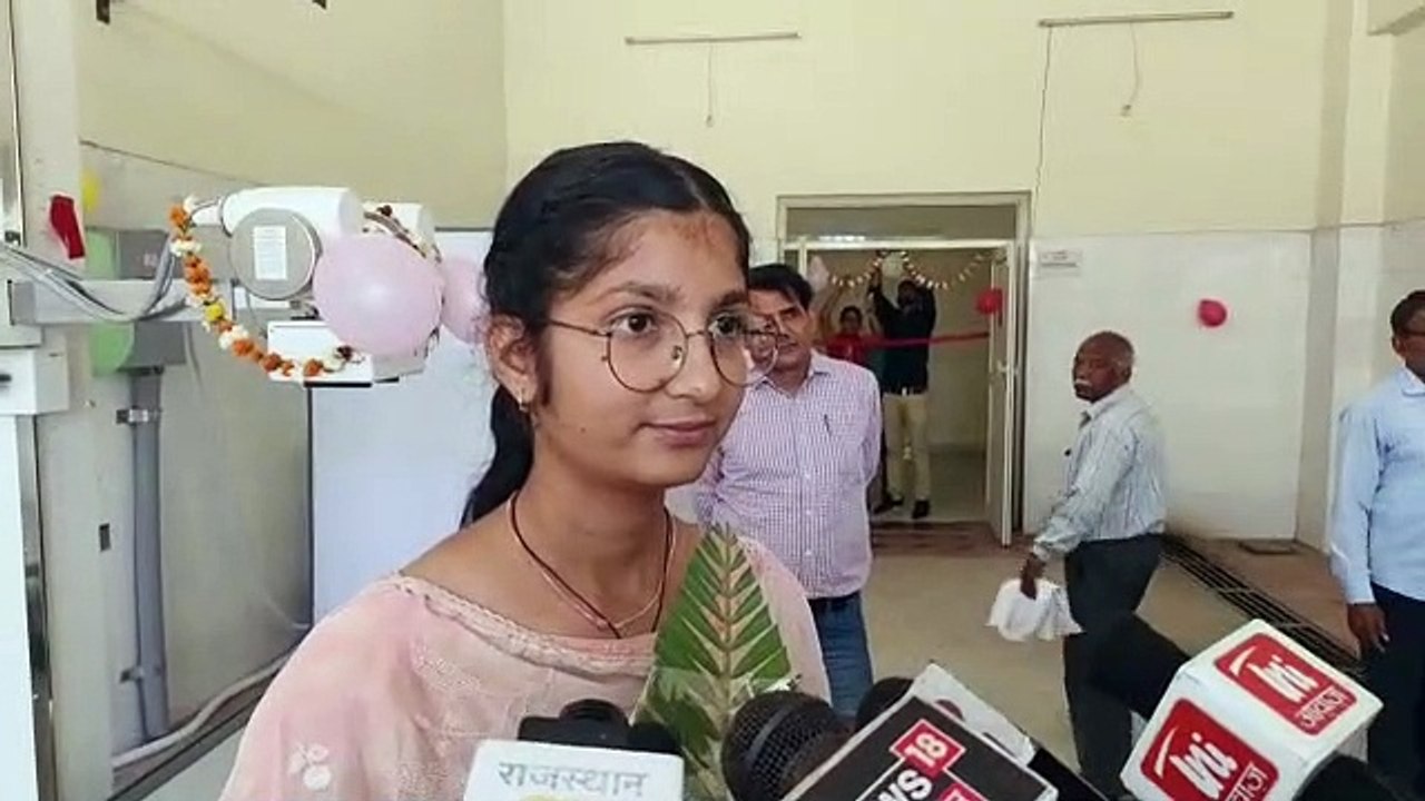 बेजुबानों की आवाज बनी अनुष्का, पीड़ा सुनकर कलक्टर ने की पहल तो महंत ने की मदद
