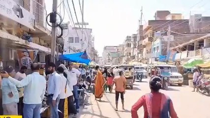 नालंदा: पब्लिक वाइब की टीम ने भरावपर के बाजार में बढ़ी रौनक का लिया जायजा