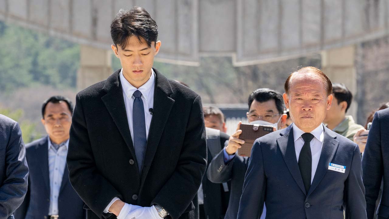 '전두환 손자' 전우원 10일 광주 재방문..."상주하며 반성" / YTN