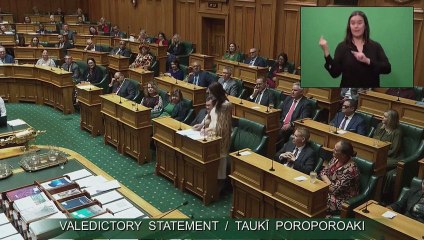 Ex-premiê da Nova Zelândia faz discurso final emocionado no Parlamento