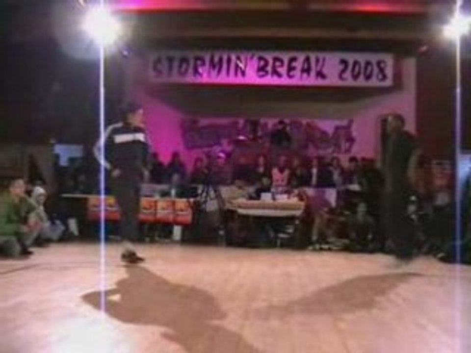 Mohamed (Lucky Strike) Vs WilKid  battle Stormin'Break 2008