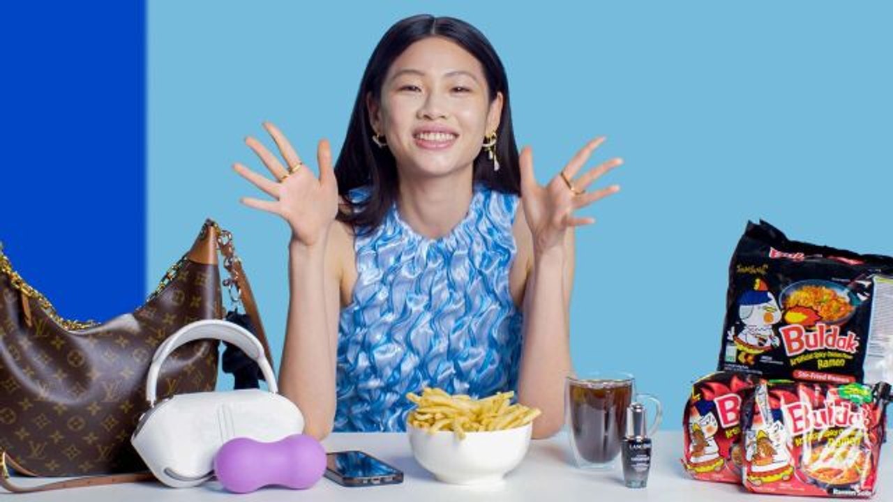 10 Things Hoyeon Can't Live Without