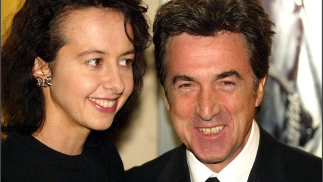 GALA VIDÉO - Valérie Bonneton et François Cluzet : ce jour où ils ont annoncé leur rupture à leurs enfants