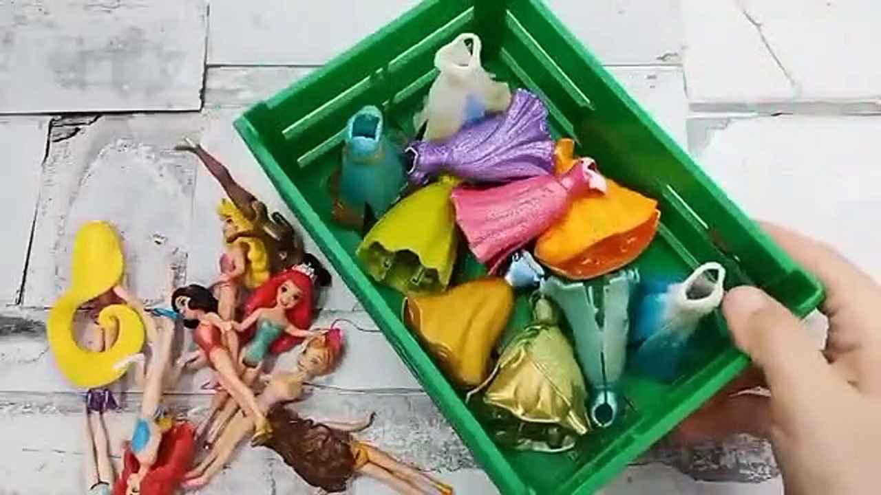 Disney Princess Doll Makeover ~ One lucky kid! _._._._#tiger #tigers #b Miniature Ideas for Barbie - Wig, Dress, Faceup, and More! DIY